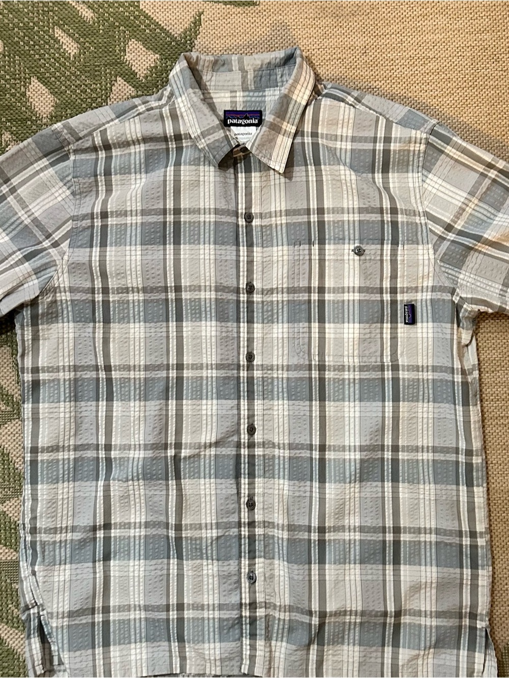 Patagonia Puckerware Short-Sleeve Gray and White Plaid Button-Down Shirt